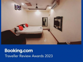 Hotel Savera Palace